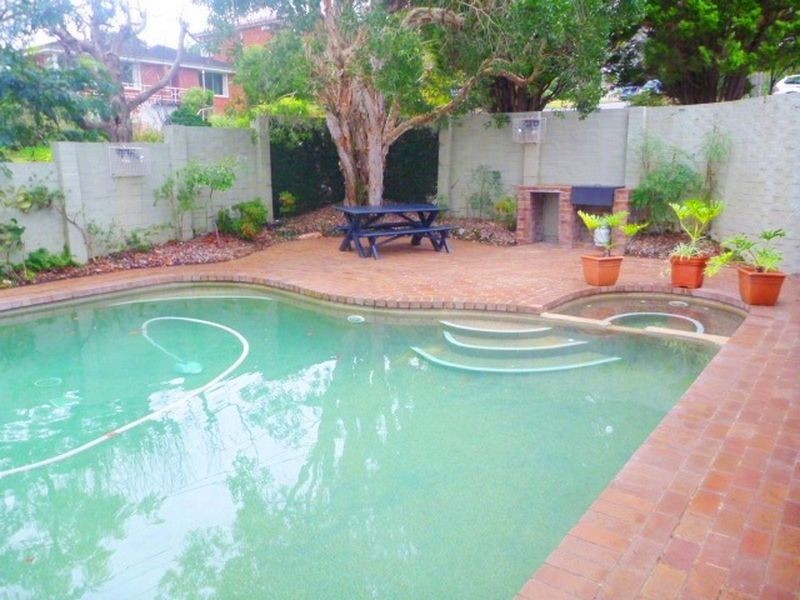 16A Westmeath Avenue, Killarney Heights NSW 2087