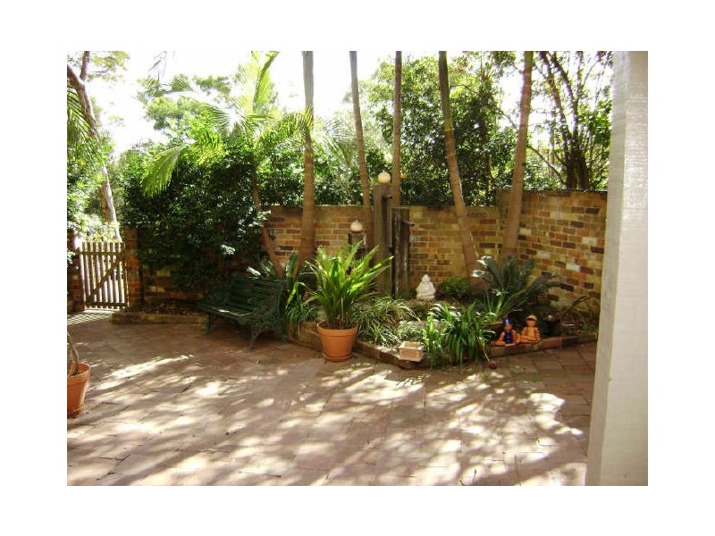 69 Ballyshannon Rd, Killarney Heights NSW 2087