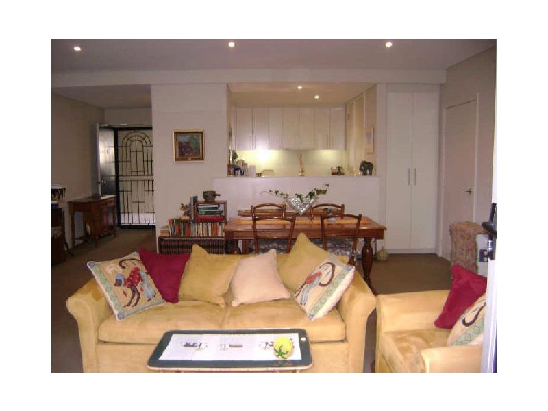 1/107-109 Forest Way, Belrose NSW 2085