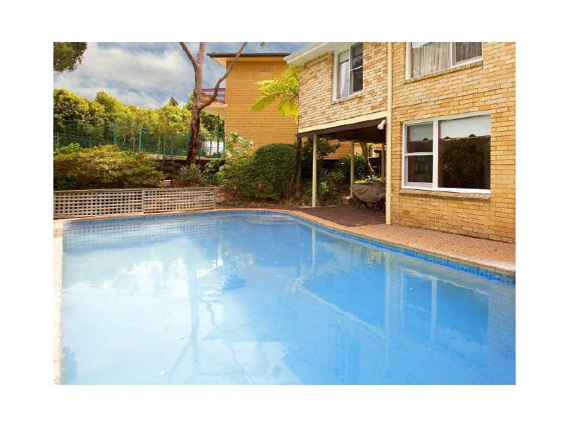 43 Roscommon Crescent, Killarney Heights NSW 2087