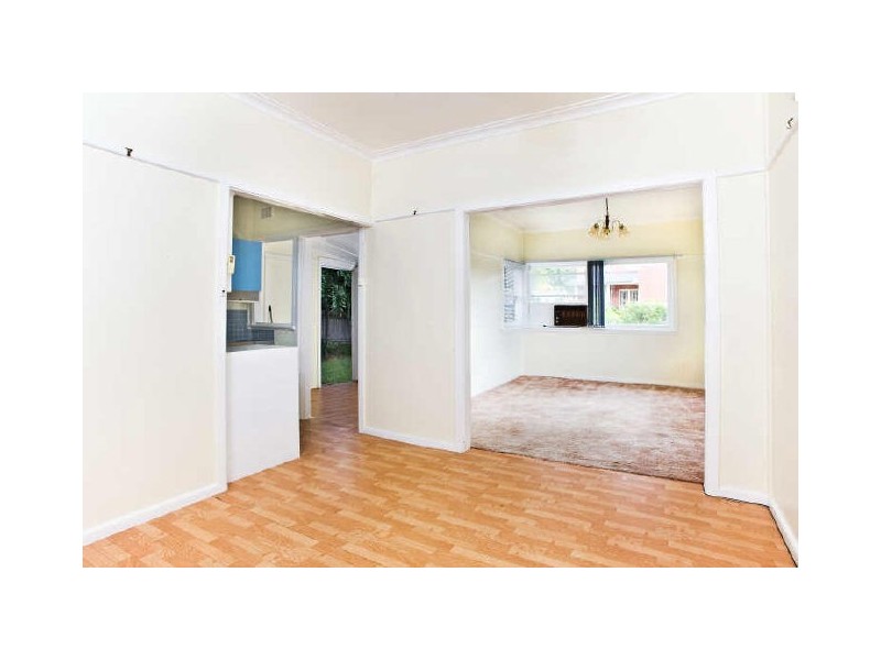 24 Woodlands Road, Forestville NSW 2087