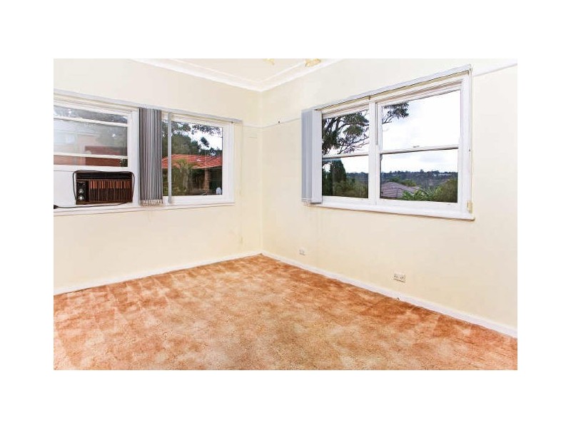 24 Woodlands Road, Forestville NSW 2087