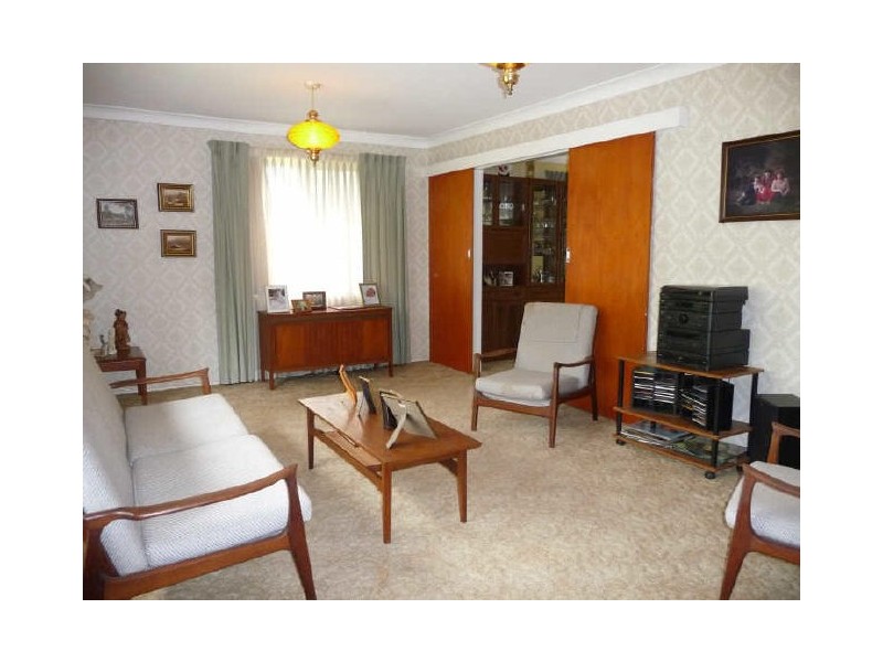 15 Vines Avenue, Forestville NSW 2087