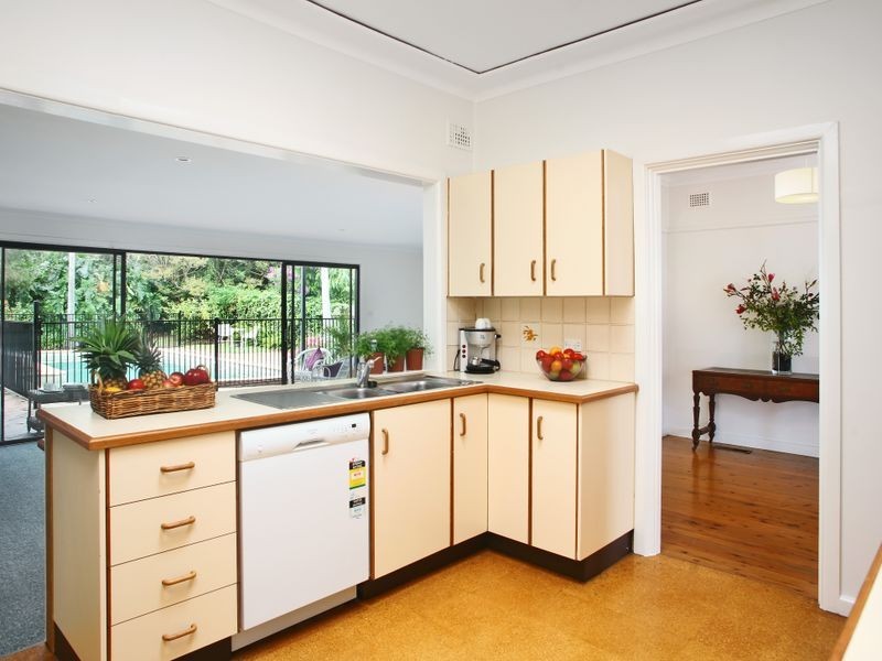 42 Duke Street, Forestville NSW 2087