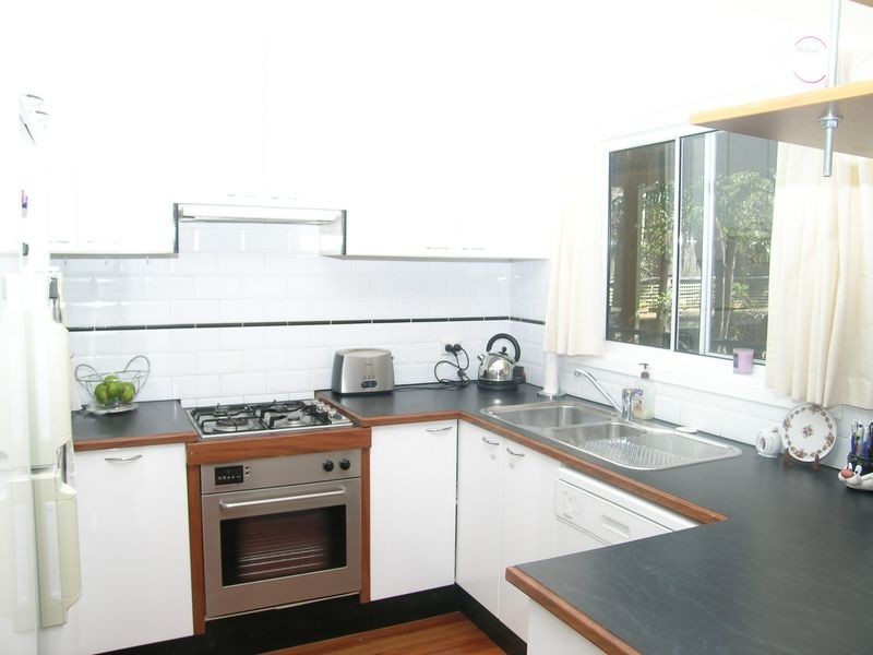 1B Bellbird Crescent, Forestville NSW 2087