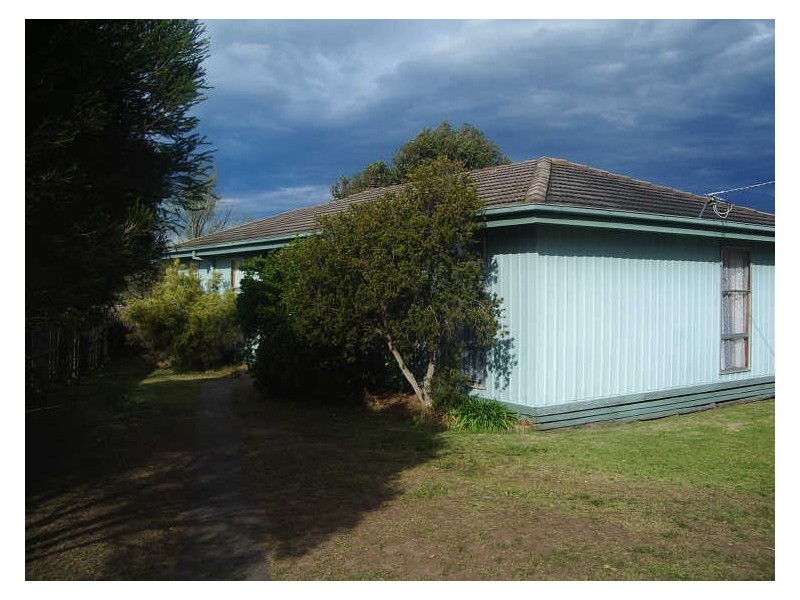 26 Landy Street, Maffra VIC 3860