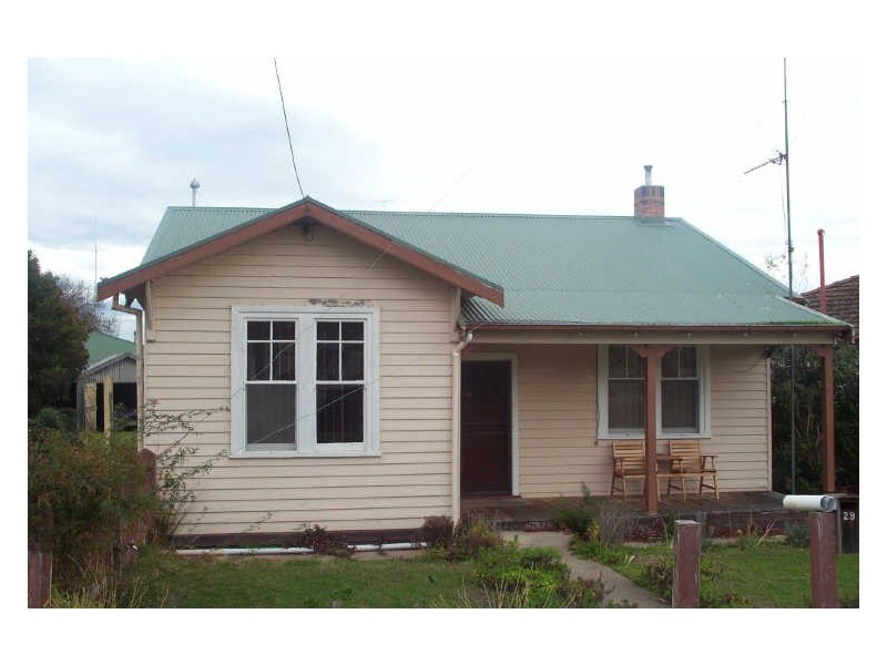 29 Boisdale Street, Maffra VIC 3860