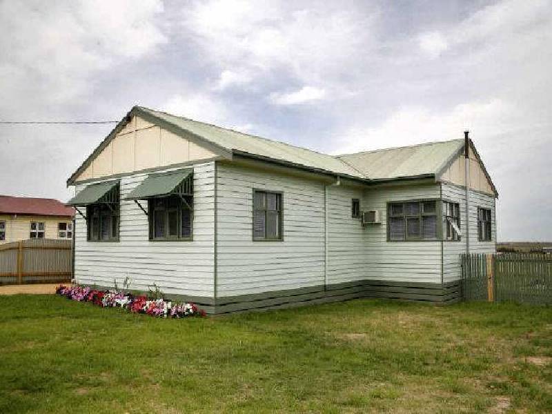 2 Landy Street, Maffra VIC 3860