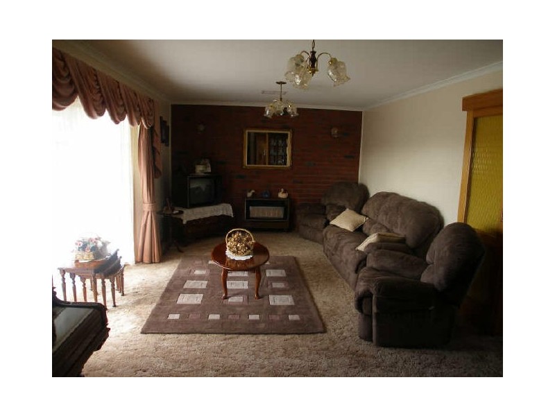 35 Merry Street, Maffra VIC 3860