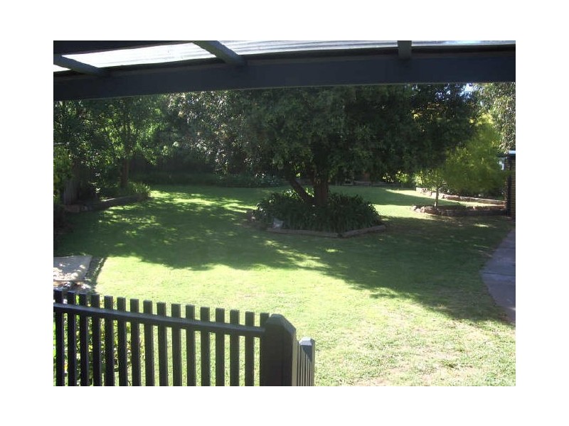 22 Edward Street, Maffra VIC 3860