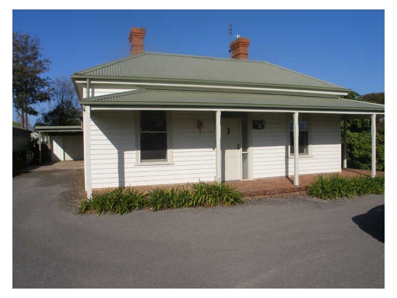10 Powerscourt Street, Maffra VIC 3860
