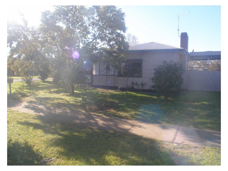 60 Knight Street, Maffra VIC 3860