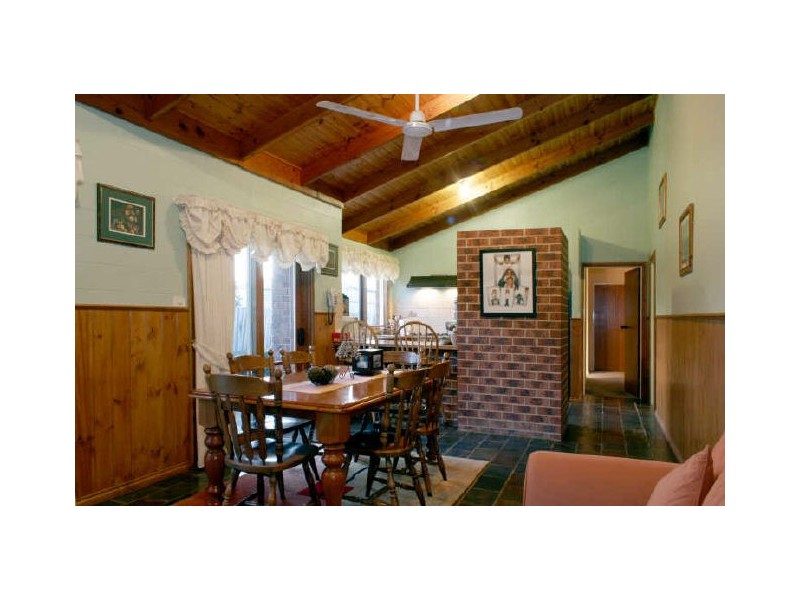 34 George Street, Maffra VIC 3860