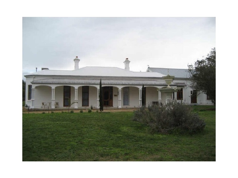 420 Stratford Rd, Maffra VIC 3860