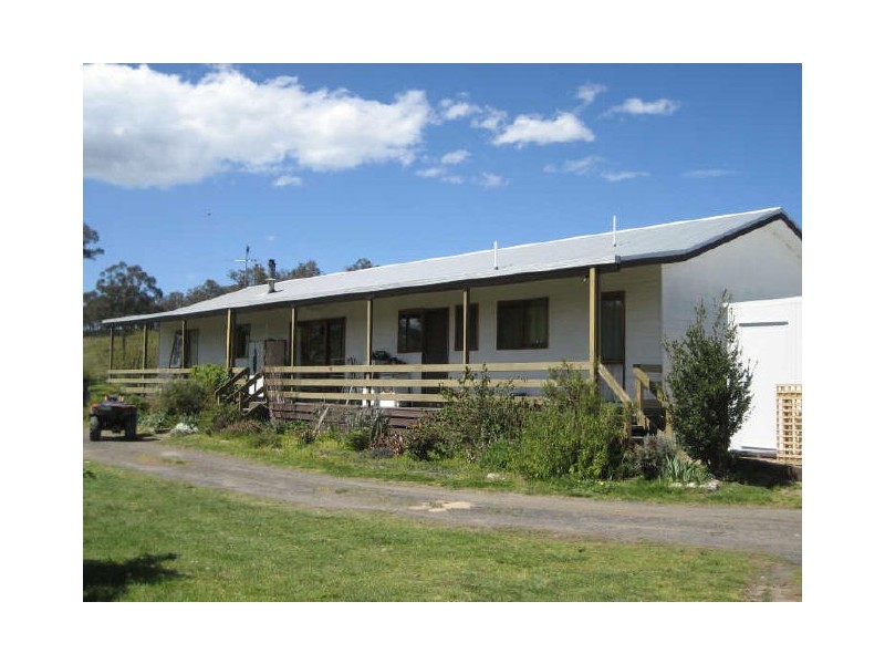 268 McIntyres Road, Briagolong VIC 3860