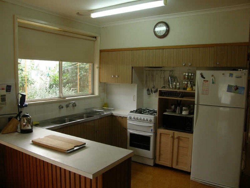 10 Edward Street, Maffra VIC 3860