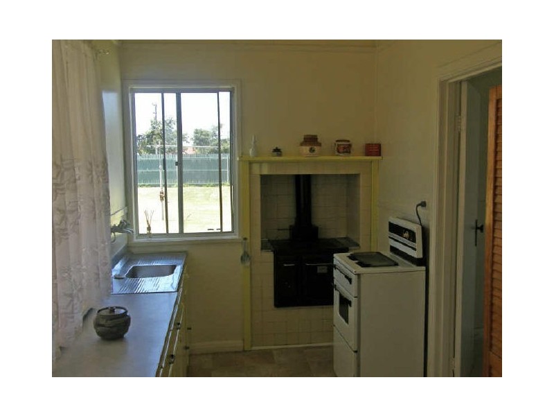 30 Alfred Street, Maffra VIC 3860