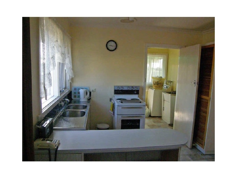 142 Powerscourt Street, Maffra VIC 3860