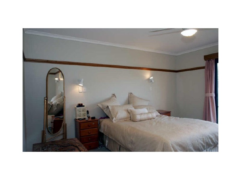 12 Merry Street, Maffra VIC 3860