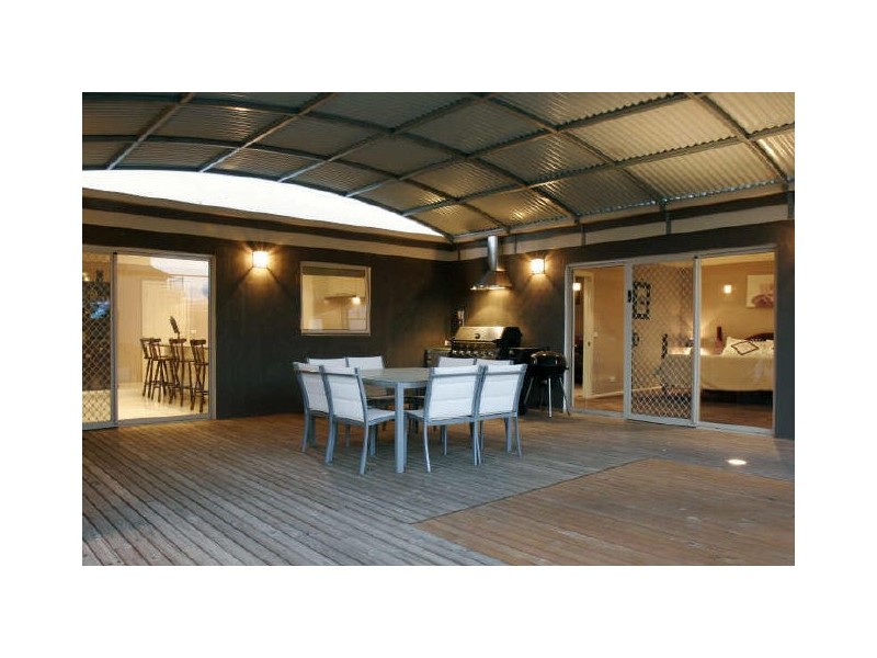 8 Bakker Place, Maffra VIC 3860