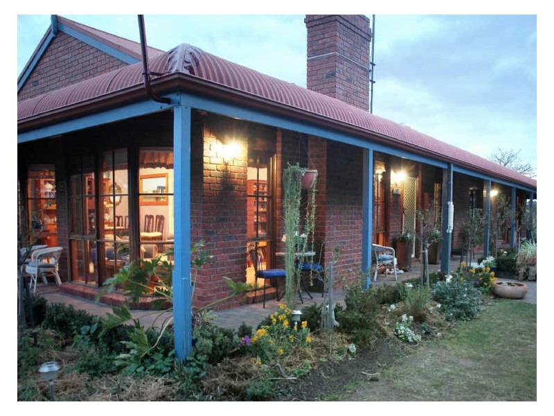 25 Campbell Street, Maffra VIC 3860