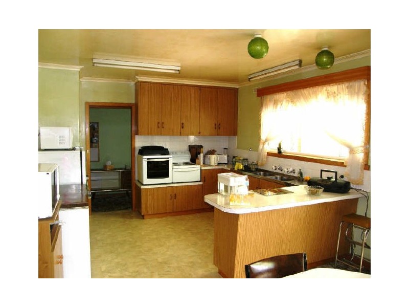 158 Sandy Creek Road, Maffra VIC 3860