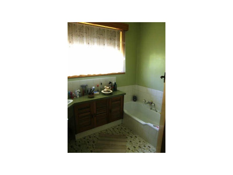 158 Sandy Creek Road, Maffra VIC 3860