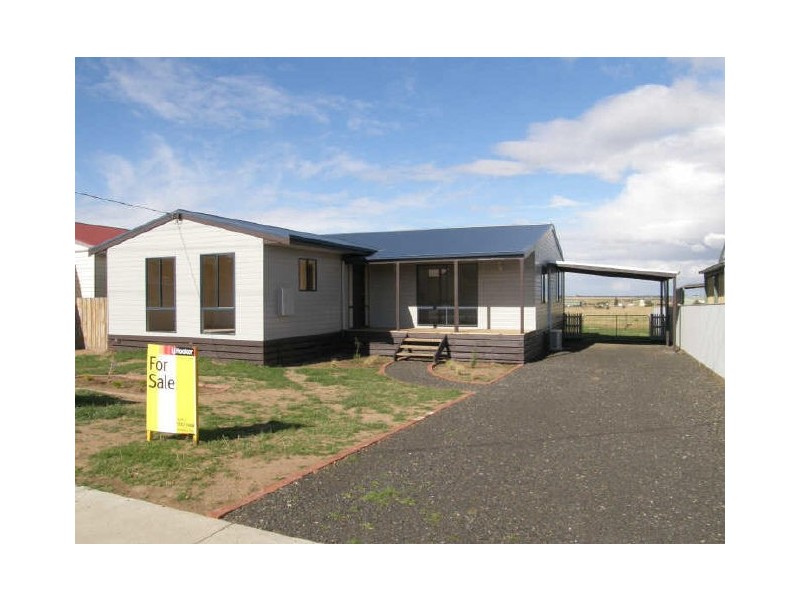 4 Landy Street, Maffra VIC 3860