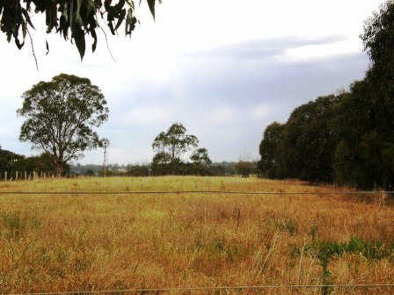 20 Millers Road, Maffra West Upper VIC 3859