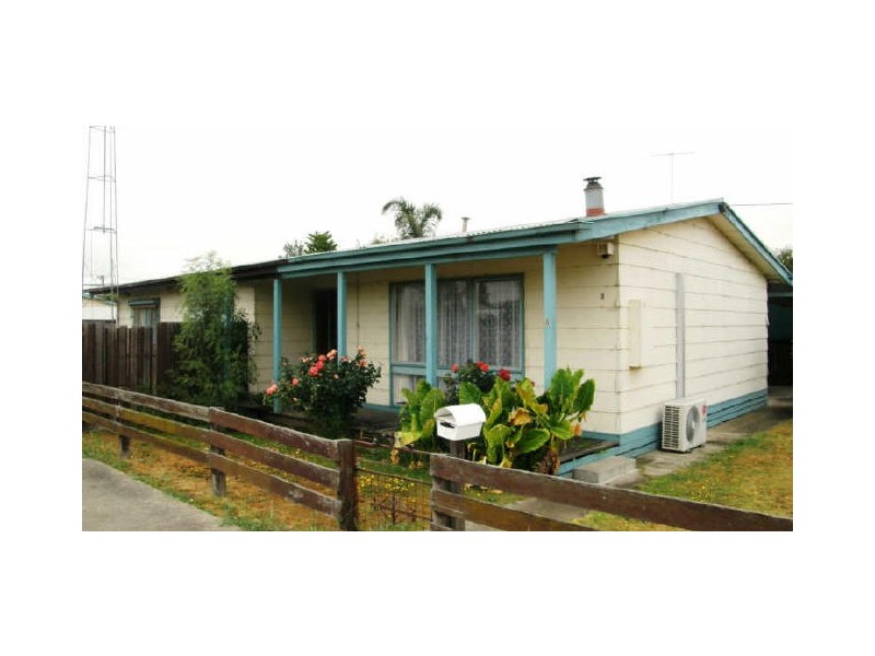 8 Blyth Street, Maffra VIC 3860