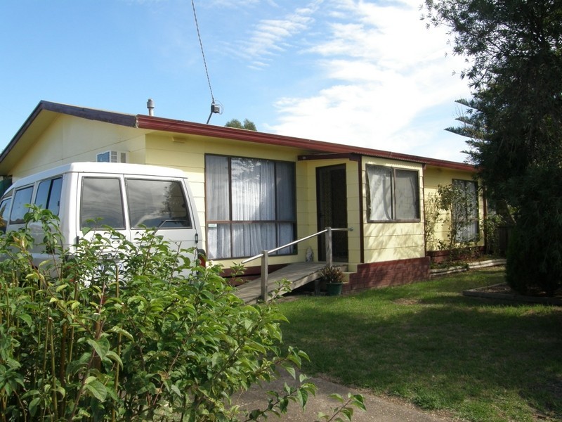 1D Landy Street, Maffra VIC 3860