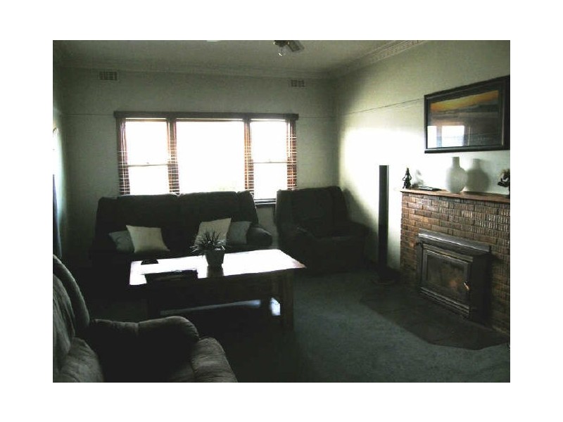 3 Alfred Street, Maffra VIC 3860