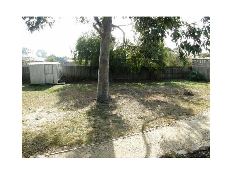 12 Blyth Street, Maffra VIC 3860