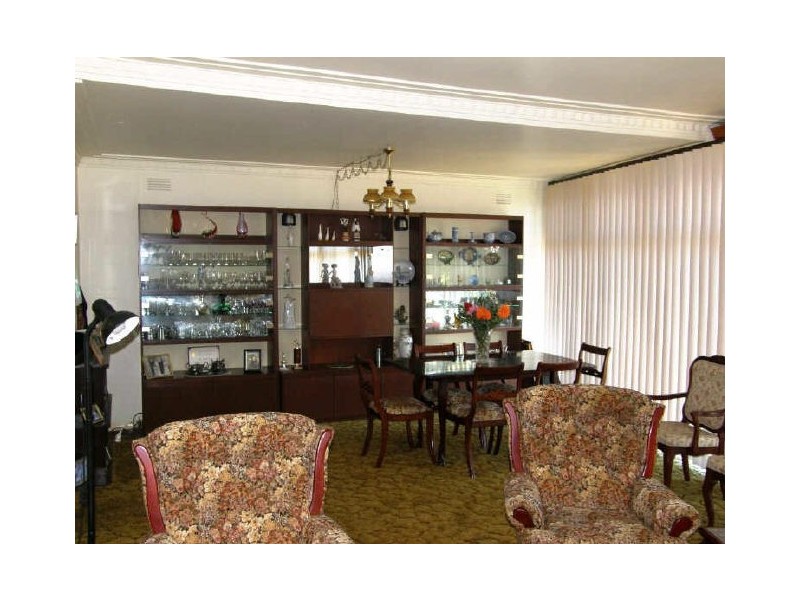 16 Alfred Street, Maffra VIC 3860