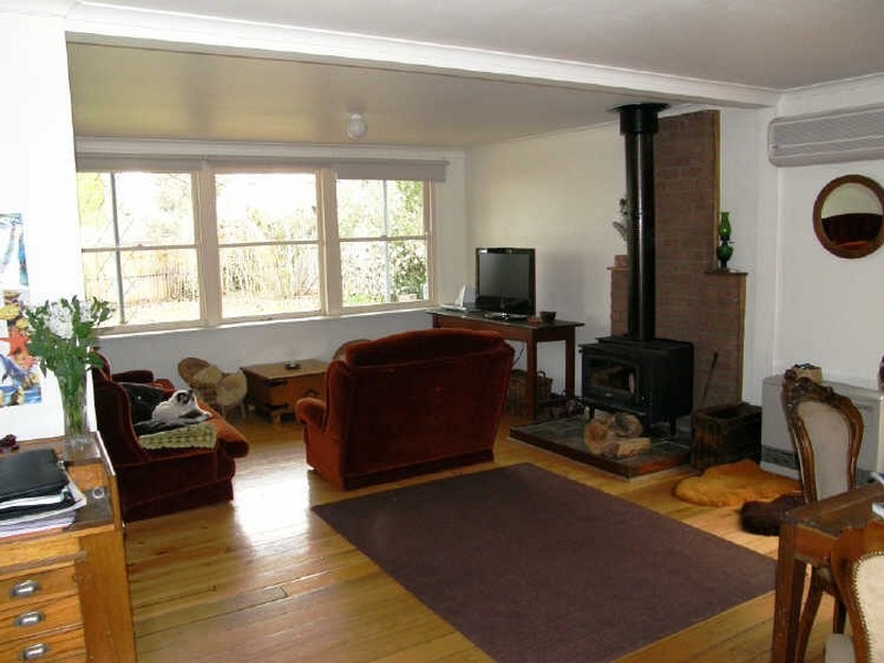 2 Henry Street, Maffra VIC 3860