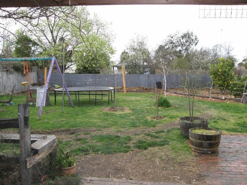 2 Henry Street, Maffra VIC 3860