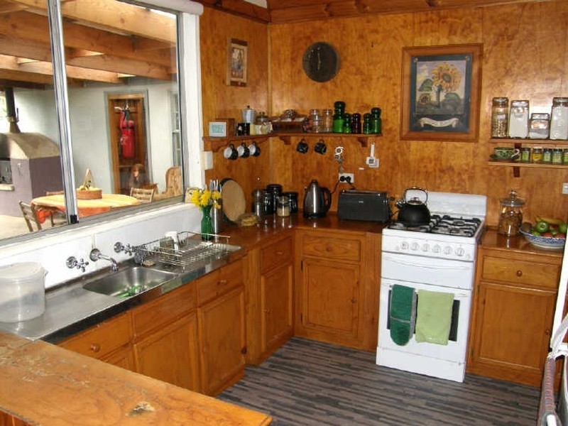 2 Henry Street, Maffra VIC 3860