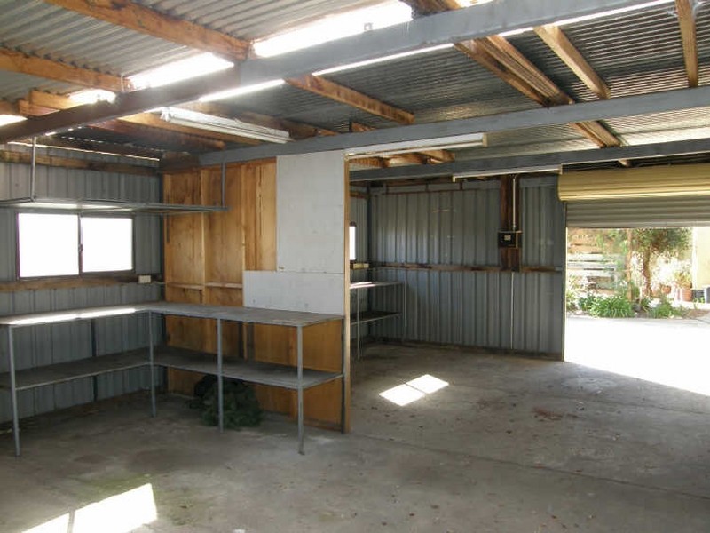 35 Knight Street, Maffra VIC 3860