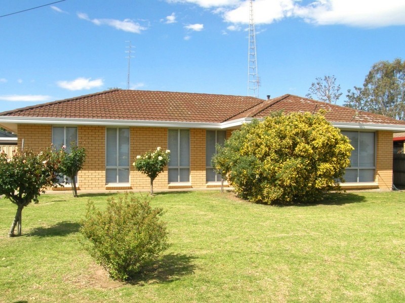 4 Parkinson Street, Maffra VIC 3860