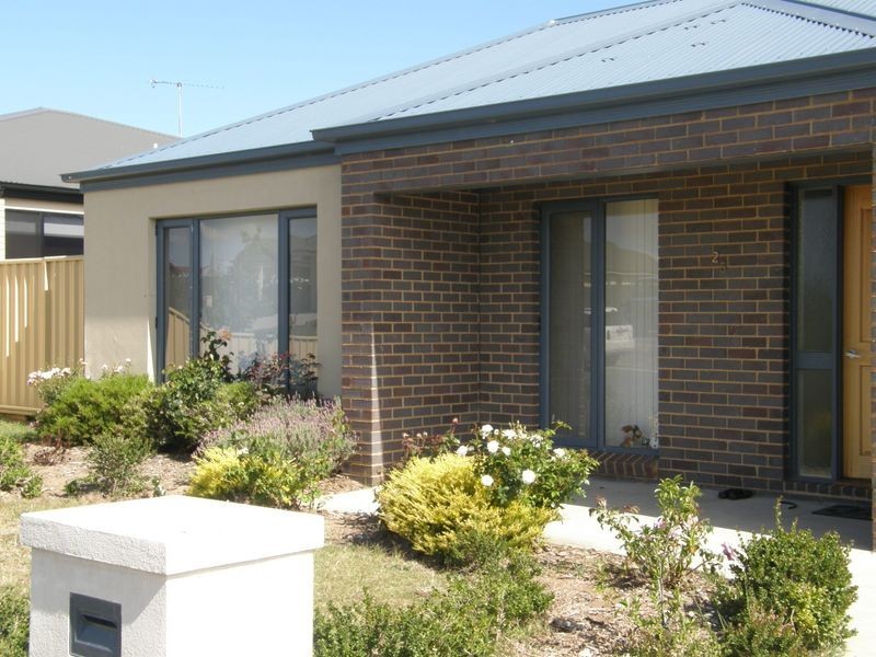 25 Cedarwood Drive, Maffra VIC 3860