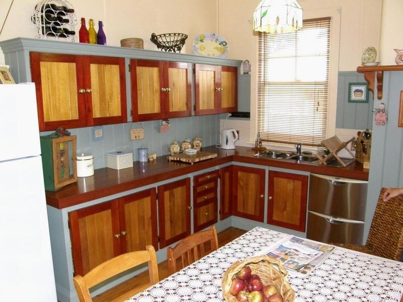 27 Foster Street, Maffra VIC 3860