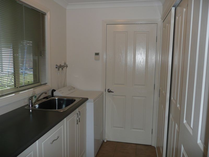 19 Cedarwood Drive, Maffra VIC 3860