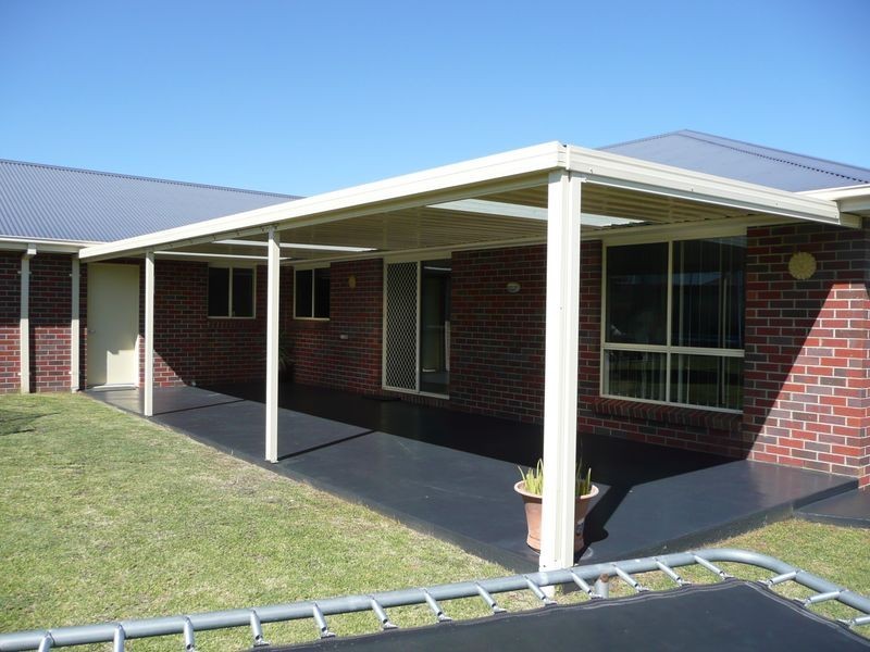 19 Cedarwood Drive, Maffra VIC 3860