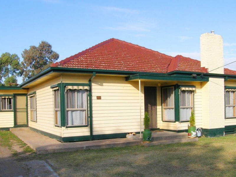 40 Powerscourt Street, Maffra VIC 3860