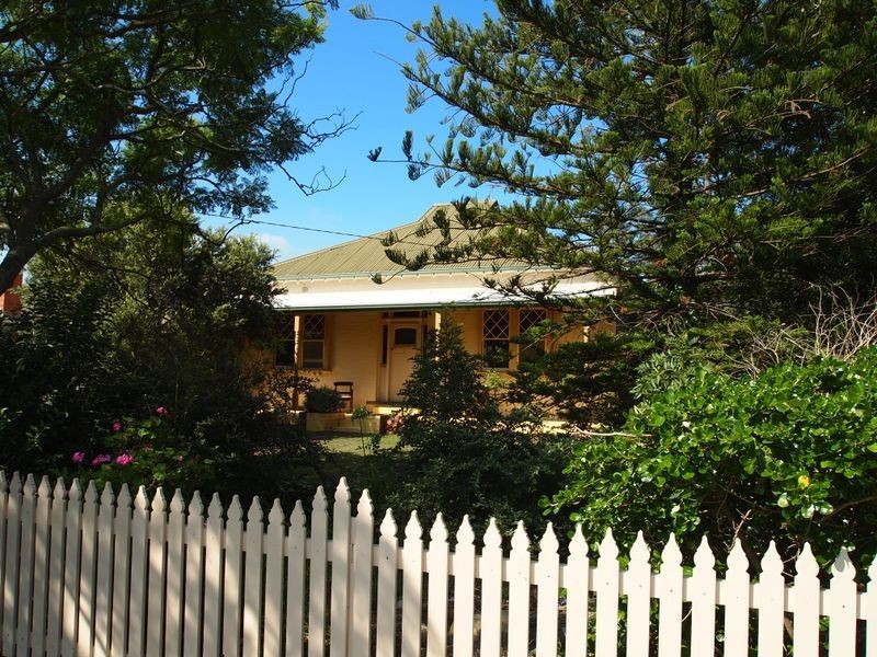24 Alfred Street, Maffra VIC 3860