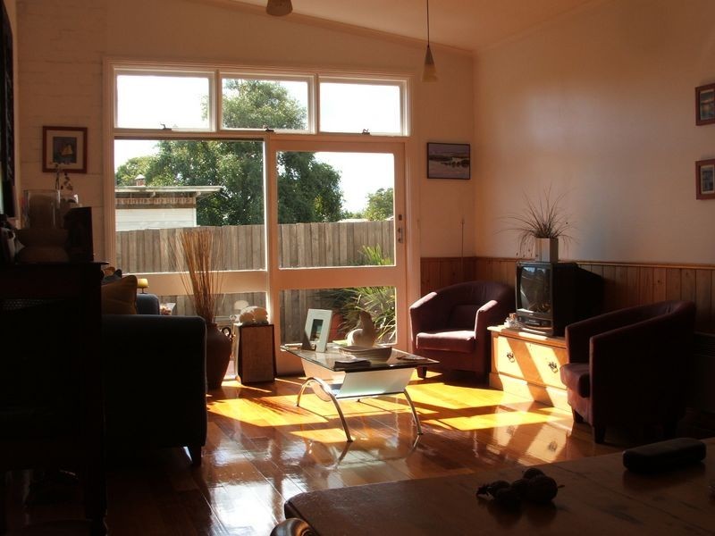 24 Alfred Street, Maffra VIC 3860