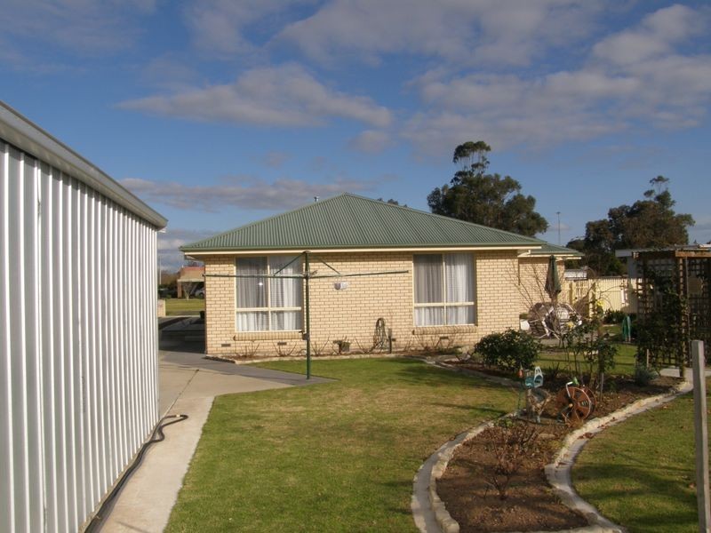 54 George Street, Maffra VIC 3860