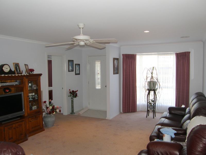 54 George Street, Maffra VIC 3860