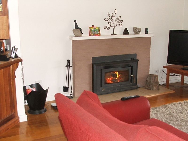 7 Hobson Street, Stratford VIC 3862