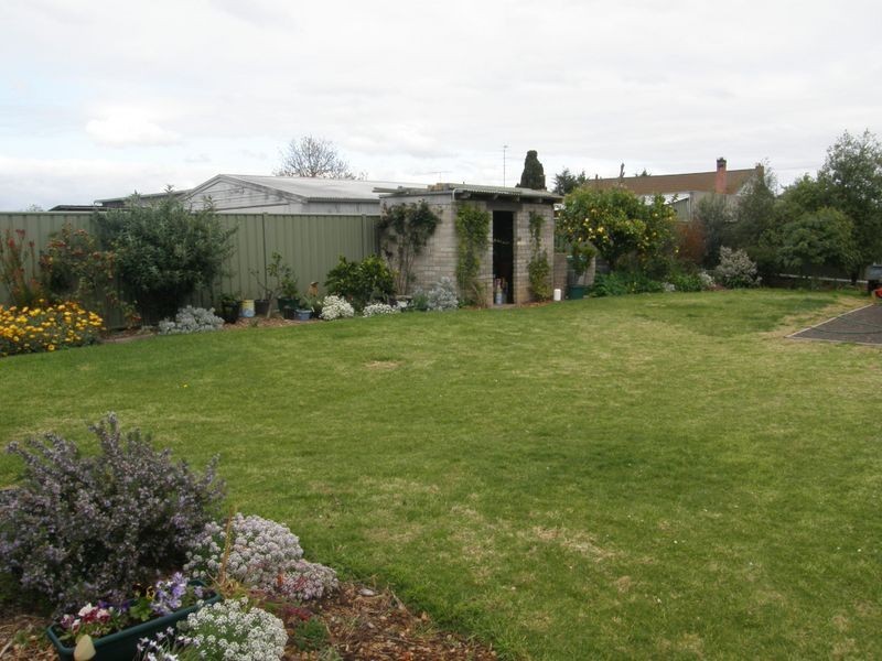 21 Knight Street, Maffra VIC 3860